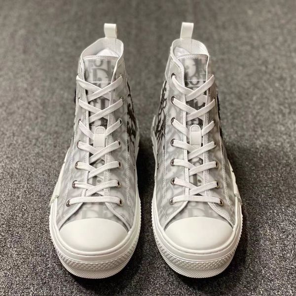 

runner sneakers running shoes sean cliver holiday special 3sh118yjph069