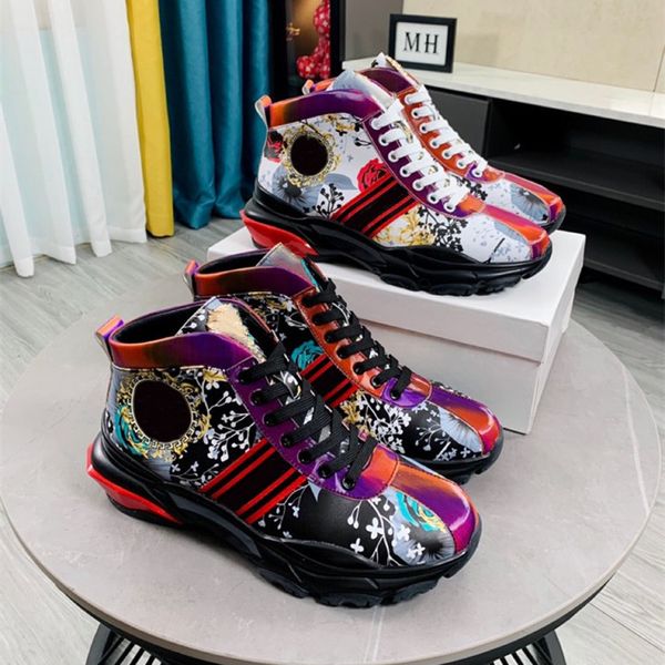 

2021 paris luxury designer casual shoes exquisite print high lace up thick soled men outdoor platform sneakers fashion comfortable running s, Black