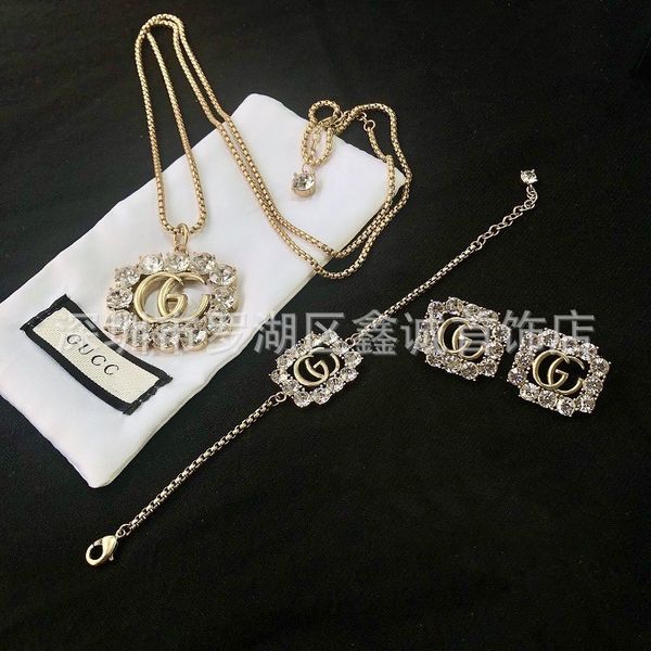 

special offer 70% off luxury jewelry double letter earrings bracelet women's net red, Silver