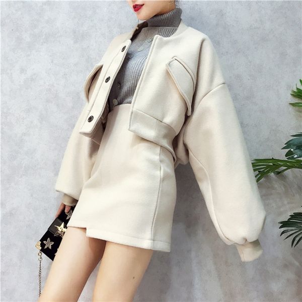 

2021 bat sleeve woolen short loose autumn spring jacket with skirt women high waist irregular streetwear coat female cloak tunic, Black