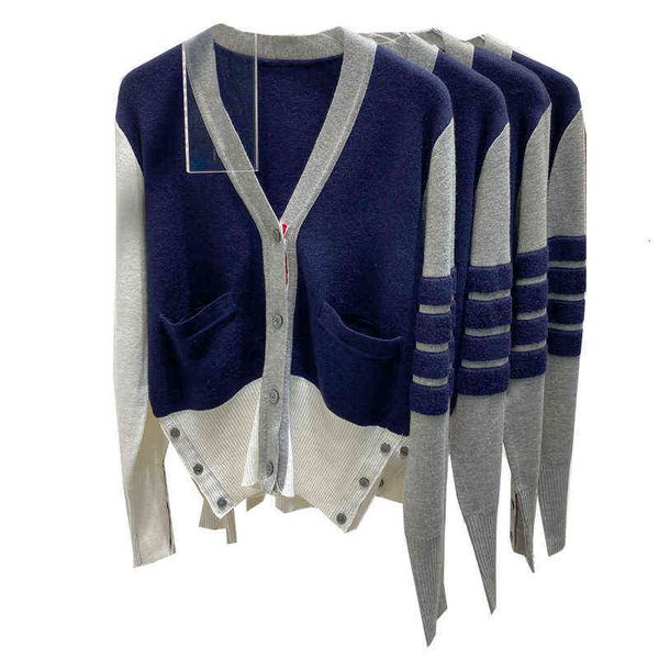 

british college style autumn and winter men's women's three-dimensional four bar color matching v-neck wool knitted cardigan, Black