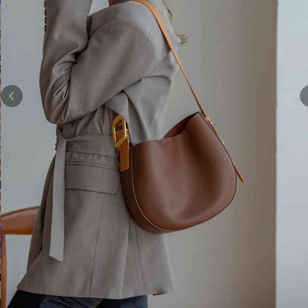 

versatile ins large capacity bag women's 2021 new fashion leather bucket niche messenger armpit