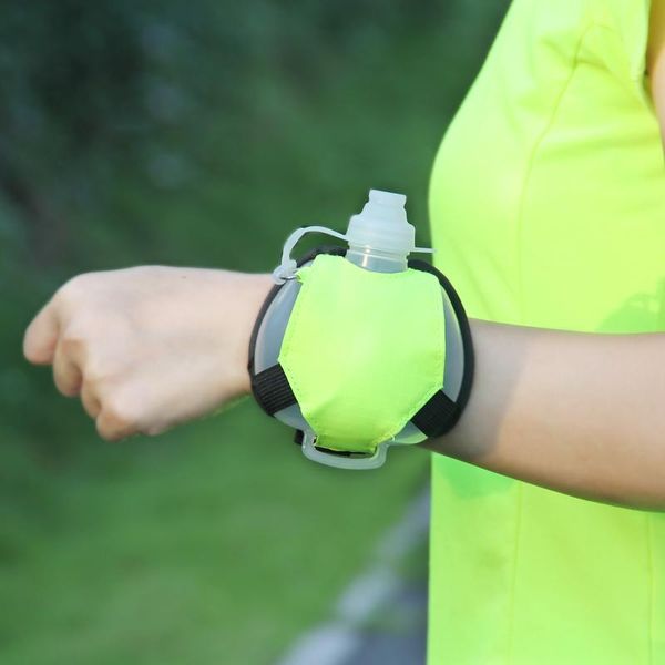

outdoor bags mini running wrist water bottle kettle holder storage bag hydration pack soft flask for marathon riding fitness climbing