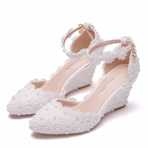 Senhoras de Verão 7.5cm Wedged Toe Wedge Lace Sandálias Tamanho Grande Laço Branco Sapatos de Casamento Sapatos de Fivela Feminino Feminino Mulheres Sapatos