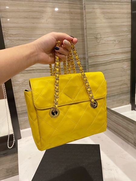 

2021parachute nylon chain spring bag summer autumn and winter can be back designers wholesale handbags luxury goods interior slot pocket