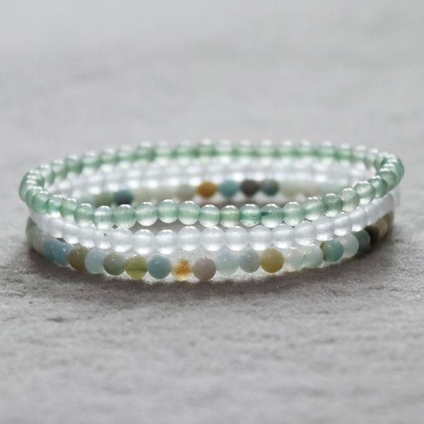 MG0055 Bracciale con pietre preziose mini da 4 mm Set Bracciale con quarzo di neve amazzonite In vendita Avventurina verde Gioielli da donna Yoga Mala