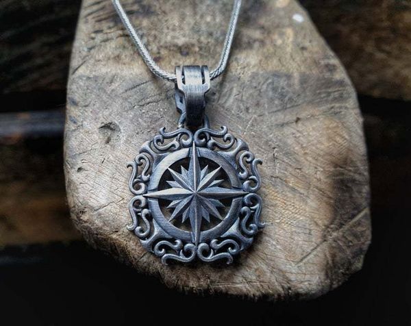 

fashion new compass pendant amulet necklace with minority design, Silver