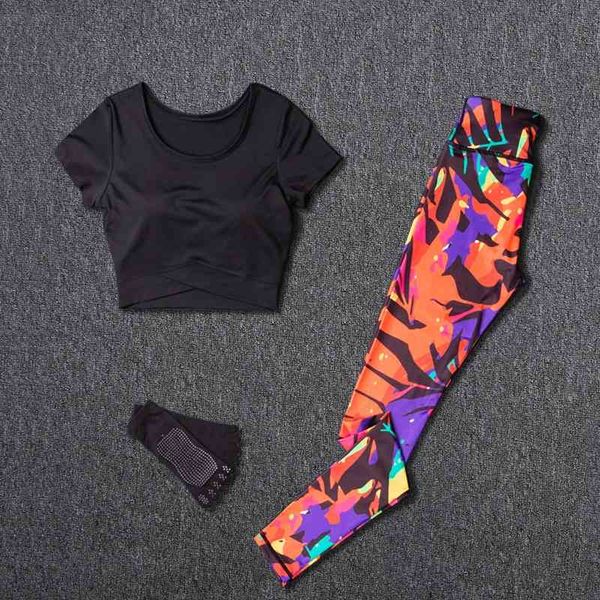 

sportswear women yoga sets tracksuit fitness sports outfit pants outdoor running gym clothes suits chest pad tights, Black;white