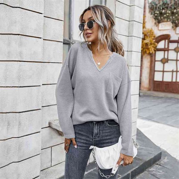 

autumn winter t-shirt women casual loose solid v neck long sleeve pockets decor knitted tshirt fashion ladies pullover 210522, White