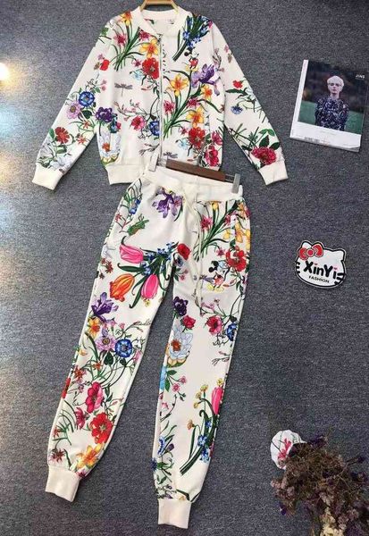 

2022 factory wholesale new women's g family flower zipper coat harlan pants set ul15, Gray