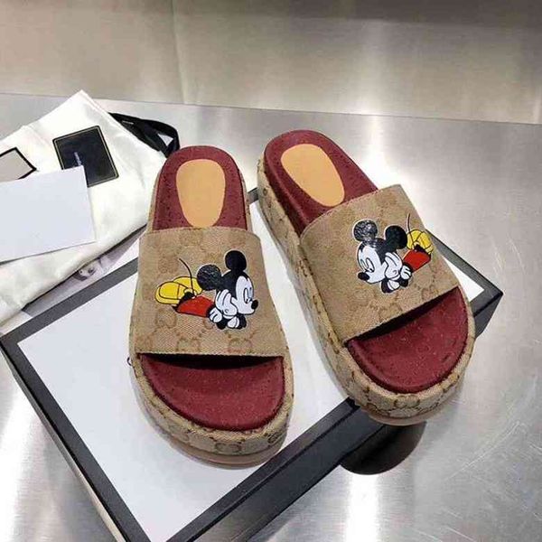 

slippers mens fashion designer slippers womens slides flip flops embroidered wedge sandals high-quality genuine leather casual shoes 35-44 l, Black