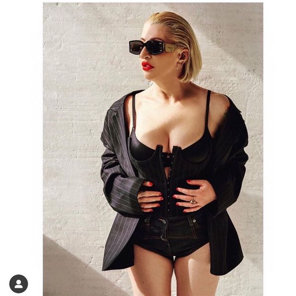 

fashion ins trend cat's eye concave anti uv sunglasses classified, White;black