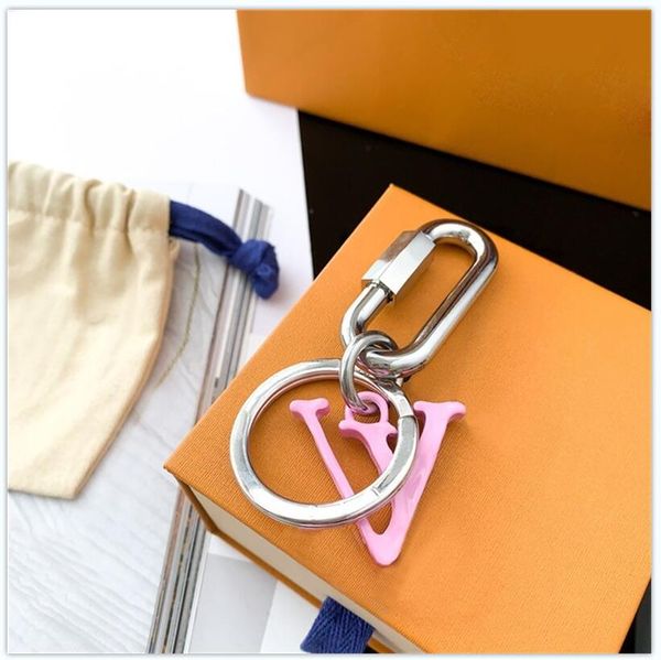 

2021 designer letter v keychain accessories fashion key chain keychains buckle for men women hanging decoration with retail box ysk03, Slivery;golden