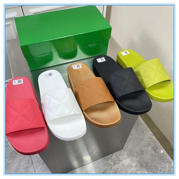

luxury designer slippers couple shoes genuine leather gift mens women racer selling beach leisure designer sandals size 35-46, Black