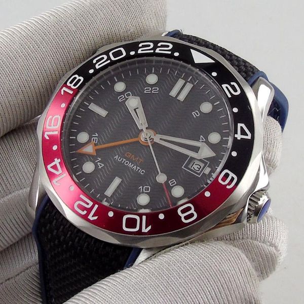 

wristwatches 41mm sterile dial gmt date self winding mens watch automatic movement sapphire glass rubber strap window, Slivery;brown