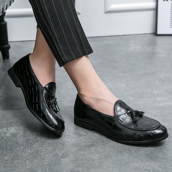 

dress shoes fashion black men's loafers flat comfort man daily driving slip on leather men spring autumn footwear