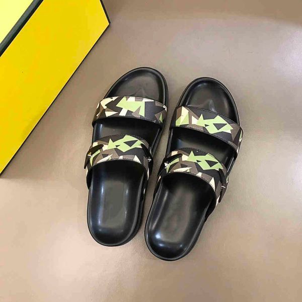 

2021 fashion classic slippers summer luxury woman beach big head designer leather flat belt sandals l bath women zlh, Black