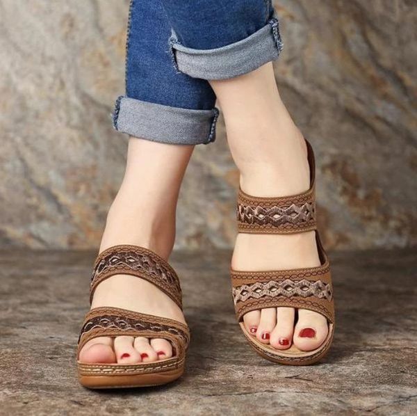 

slippers 2021 summer women's shoes sandals roman retro casual thick bottom slope with open toe beach sliding women, Black