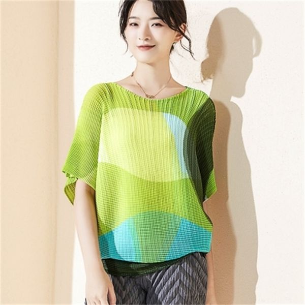 

knits fashionable joker loose batwing sleeve fold in patchwork color t-shirt stock, White