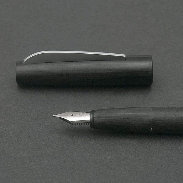 

launched kaco edge black brushed metal fountain pen with 2 converters ink schmidt ef/f/m nib gift box for office pens