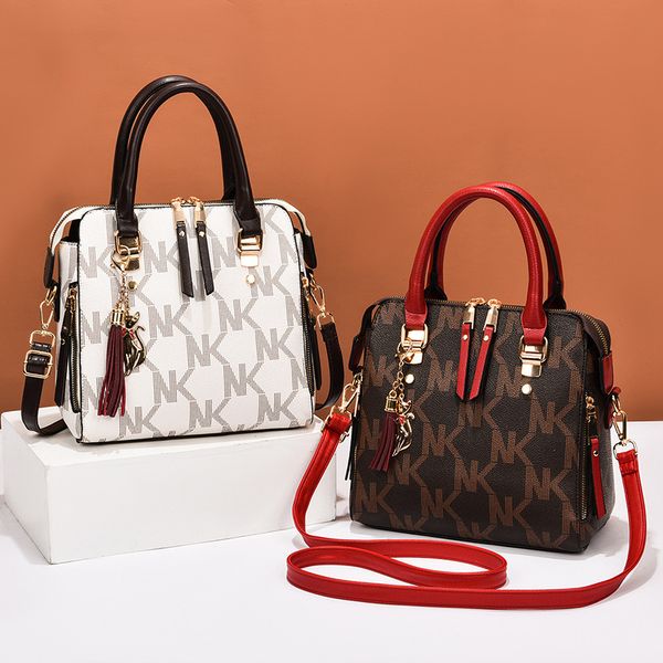 

handbag women's bag 2021 one shoulder portable straddle big fashion small nk letter, Black;red