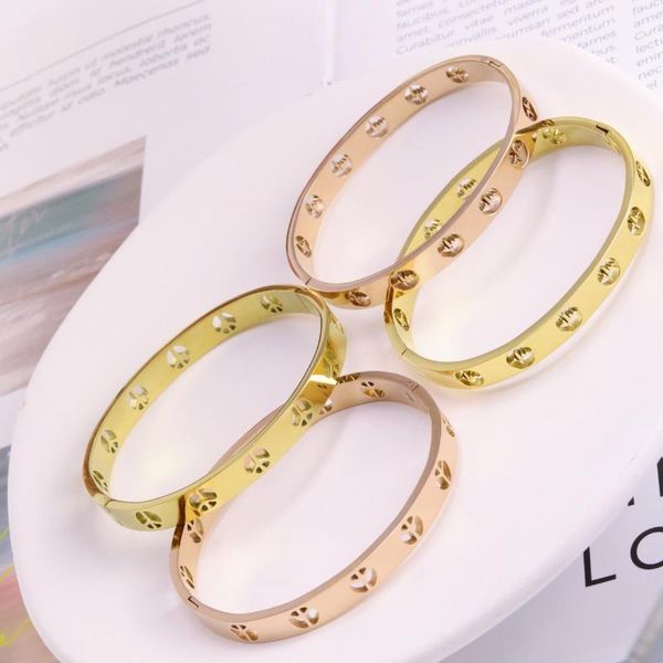 

bangle itanium steel bracelet with hollow cardiogram design clasp lady, Black