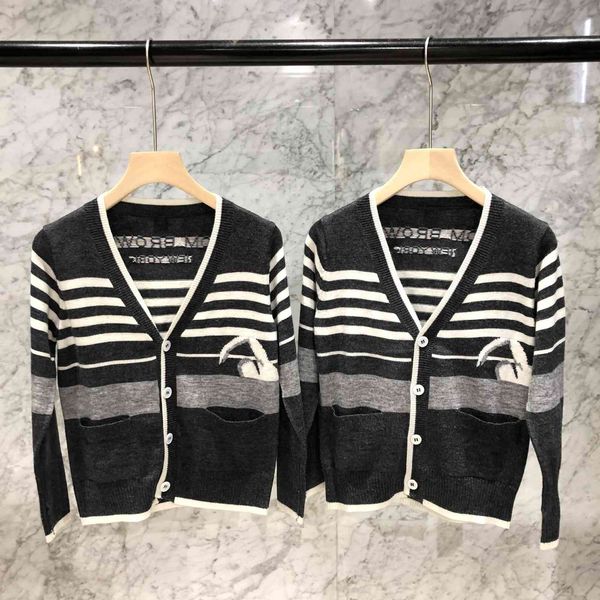 

high version new autumn and winter clothing style sweater children's v-neck wool cardigan, White