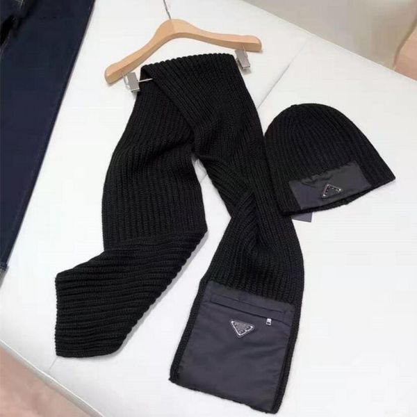 

2021 european and american letters woolen hat stitching warmth thickening headdress scarf suit fast delivery, Blue;gray