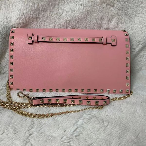 

luxurys designers fashion leather clutch bag crossbody chain bags checkbook lady wallet envelope interior slot pocket studs nude pink colors
