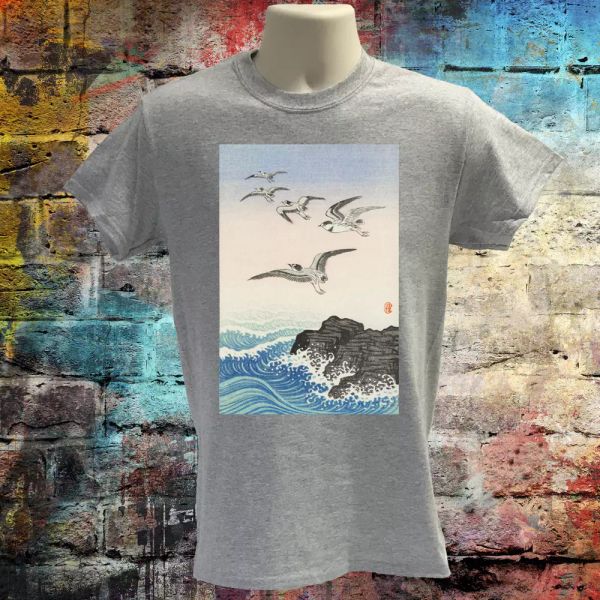 

sea bird t-shirt, japanese art design, nature illustration, graphic tee, clothes, White;black