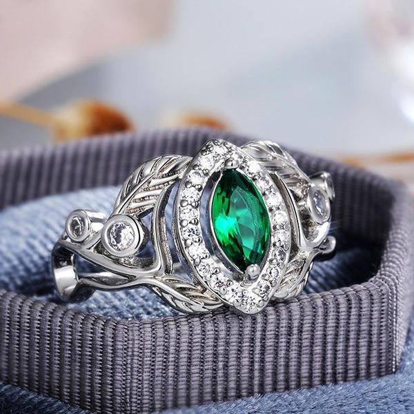 

elegant women rings engagement wedding party oval green stone color gorgeous classic female finger ring, Slivery;golden