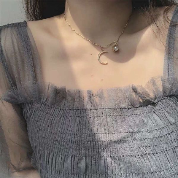 

pearl new asymmetric like rhinestone moon pendant necklace, Silver