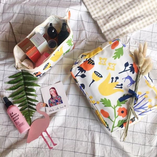 

cosmetic bags & cases makeup bag carry-on pencil case multifunctional canvas wallet lady waterproof wash large capacity card-case cute beaut