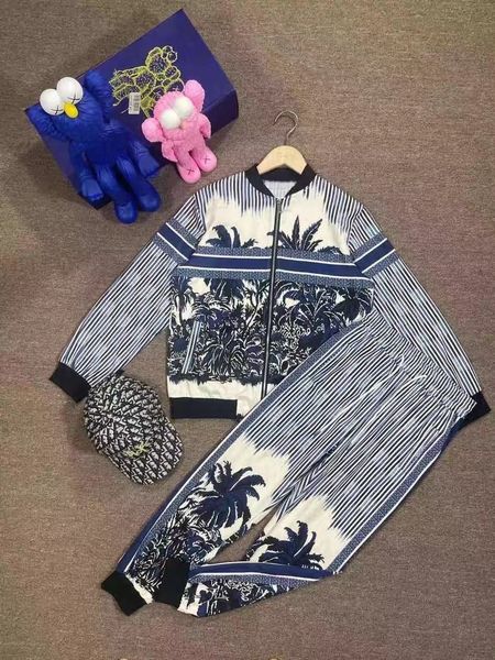 

2021 autumn new coconut ink painting printing long sleeve zipper coat trousers two-piece set female fwkd, Gray