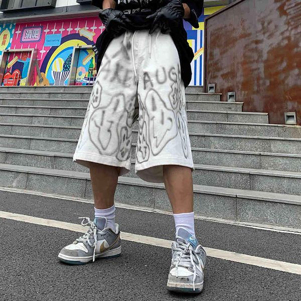 

men's shorts veet graffiti hip hop drawstring oversize load of men's shorts straight down japanese casual retro summer short, White;black