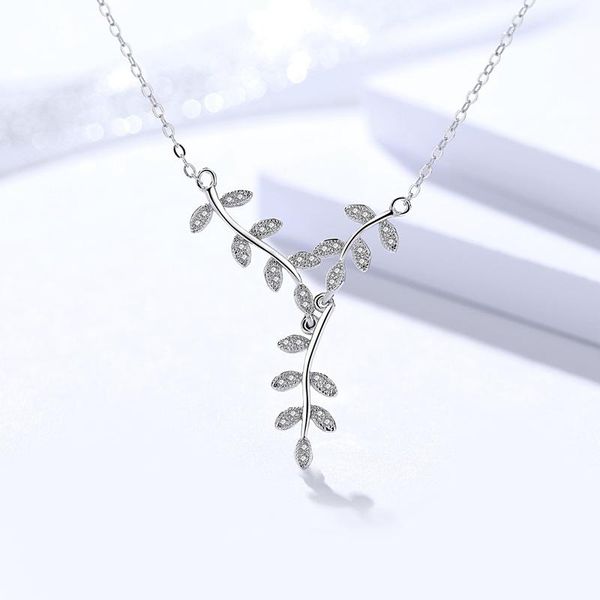 

wholesale fine jewelry genuine 925 sterling silver necklace many small leafage pendant zircon stone choker for women chokers, Golden;silver