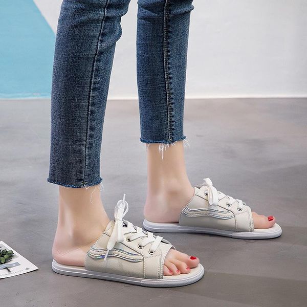 

han edition leisure couple sandals big yards flat word joker classic beach shoes slippers, Black