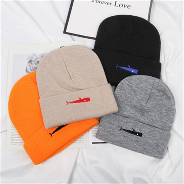 

autumn winter restores ancient ways to embroider cold hat, Blue;gray