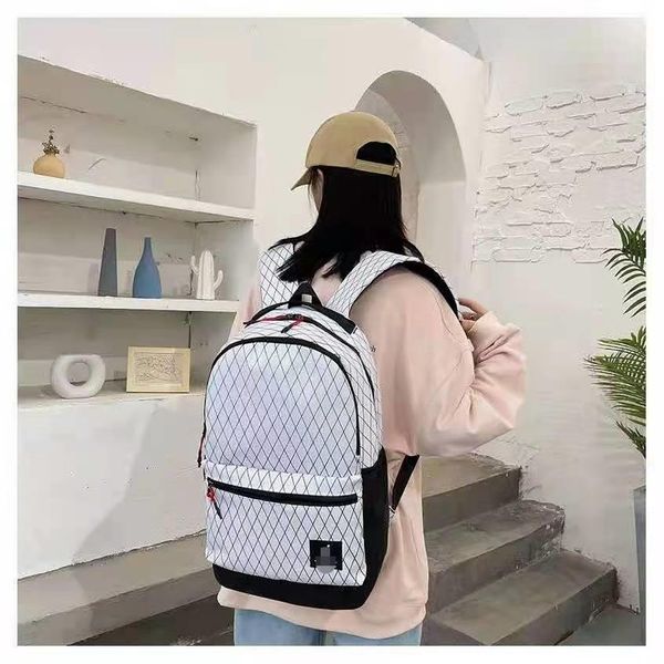 

luxury design handbag schoolbag primary and secondary school students schoolbag for girls