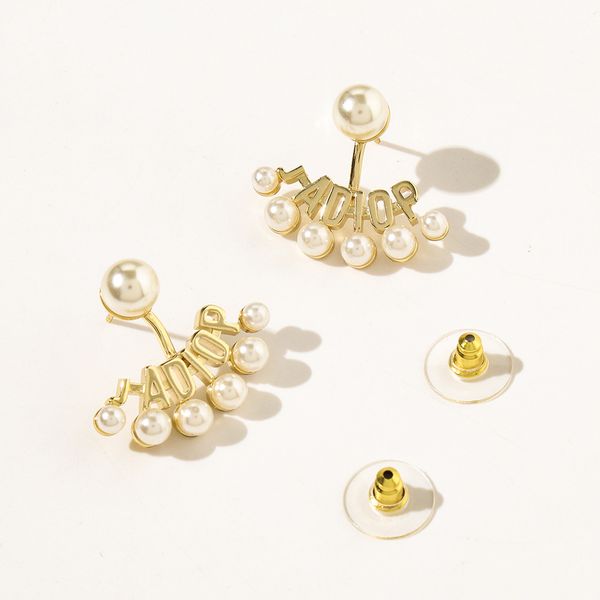 

special offer 2021 luxury designer jewelry d's letter pearl fan-shaped earring alloy french fashion earrings and for women in 2021, Golden;silver