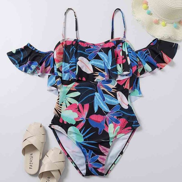 

2020 children's one piece printed ruffle girls' swimsuit, White;black