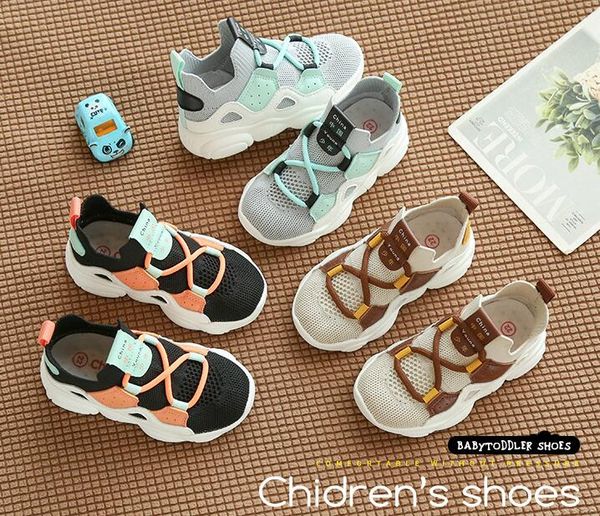 

2021 new 1-2-3 year old baby toddler first walkers shoes fly fabric breathable soft sole net for boys and girls