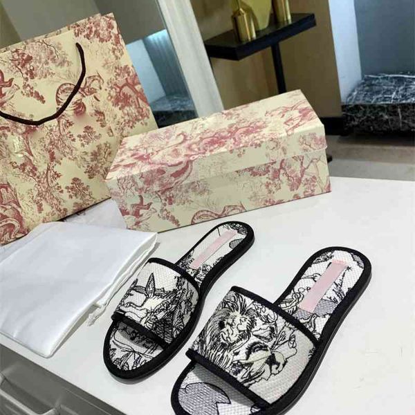 

2021 summer new sheepskin slippers women's fashion watermark sandals, Black