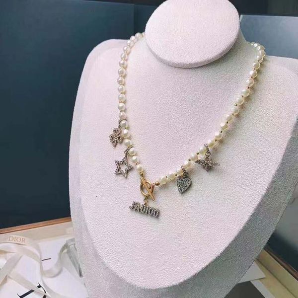 

designer jewelry 2021 new star love bee pendant necklace pearl fashion personality star same style 8kmv j4j1, Golden