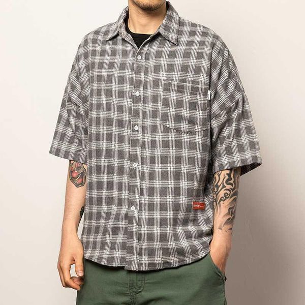 

men's casual shirts isurvivor 2021 summer japanese clothing daofeng large size lattice youth handsome short-sleeved shirt1, White;black