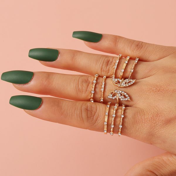 

9 pieces of cutting-out diamond inlaid butterfly ring set, Golden;silver