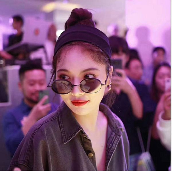 

2021 metal frame pc lens women sunglasses outdoor sun protection personality uv400 round feamle glasses, White;black