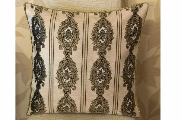 

cushion/decorative pillow tapestry patterned 3 pcs case and cover