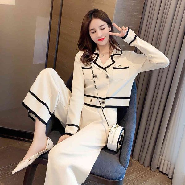 

spring light mature style long-sleeved sweater + nine-point wide-leg pants fashion net red super fairy two-piece suit 210525, White