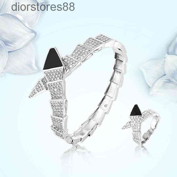 

bangles bracelet micro inlaid zirconium triangle head cross baking paint fashion female jewelry ring, Black